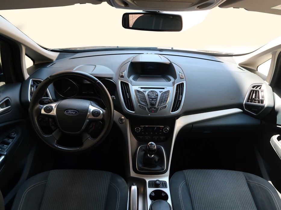 Ford C-Max — fotografia 8