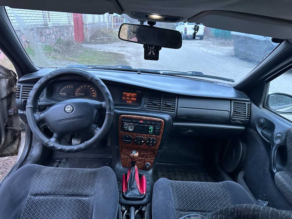 Продам Оpel vectra b 1997року 1.8 бензин. 370тис