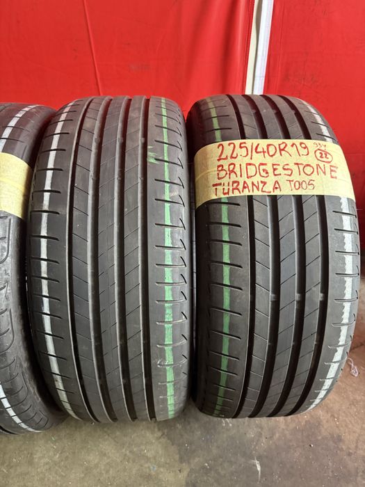 Pneus RFT 225/40/19 + 255/35/19 Bridgestone + Goodiyear Impecaveis