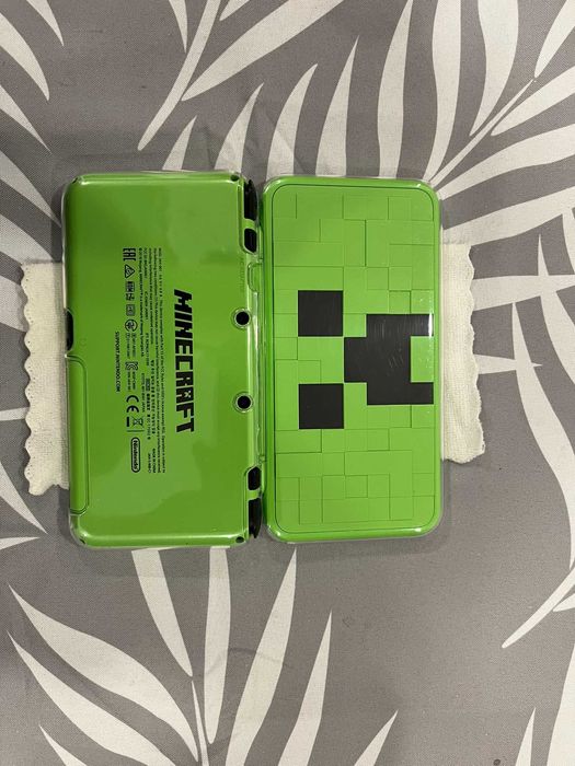 Nintendo 2DS XL Edição Especial Minecraft – Desbloqueado