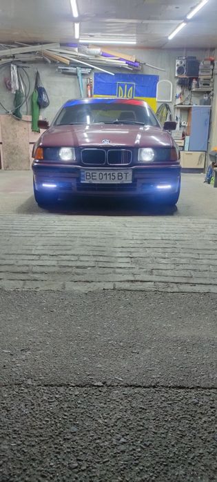 Продам легенду е36 1.8