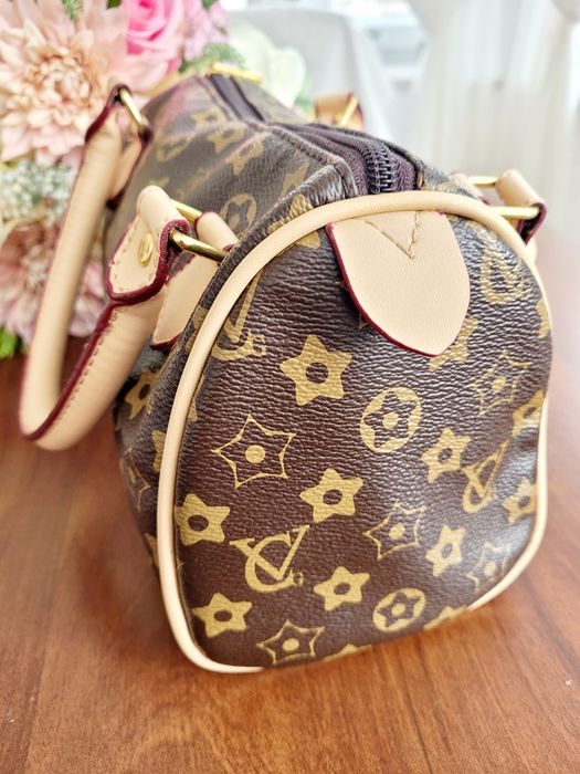 Torba do ręki / kuferek.