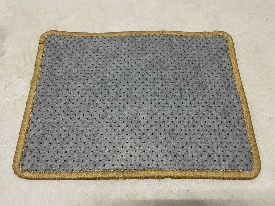 Cat Scratching Mat443226137098997764