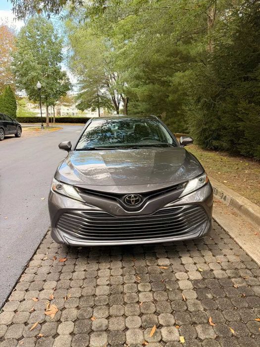 Toyota Camry XLE      2020