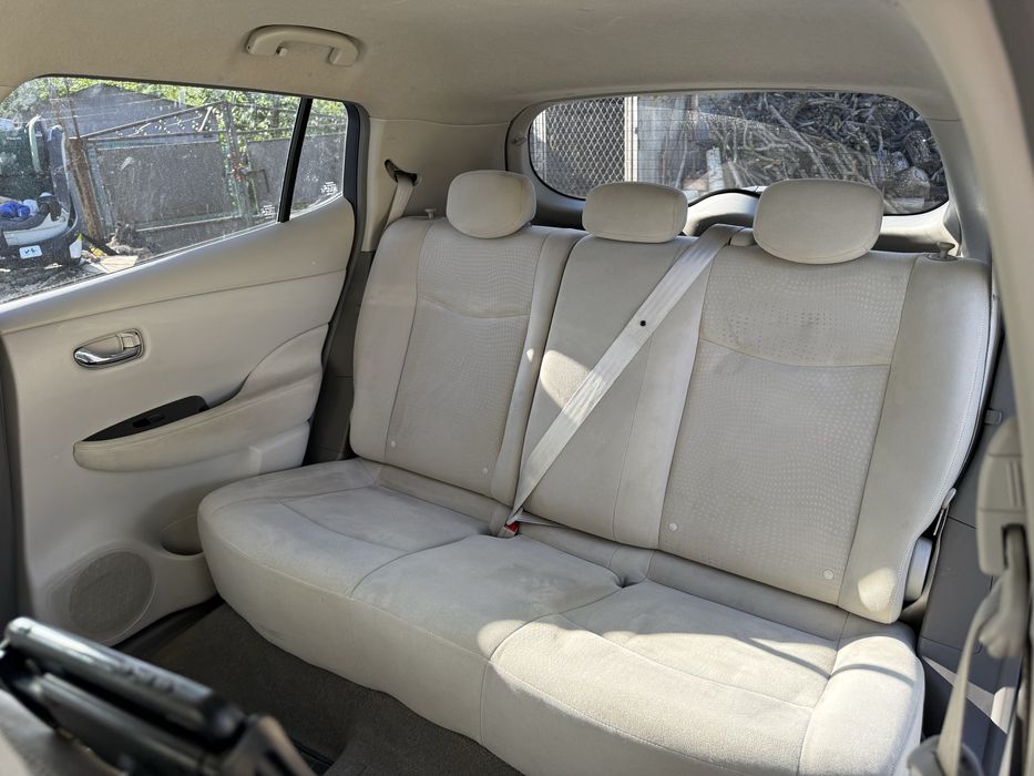 Nissan Leaf 2012