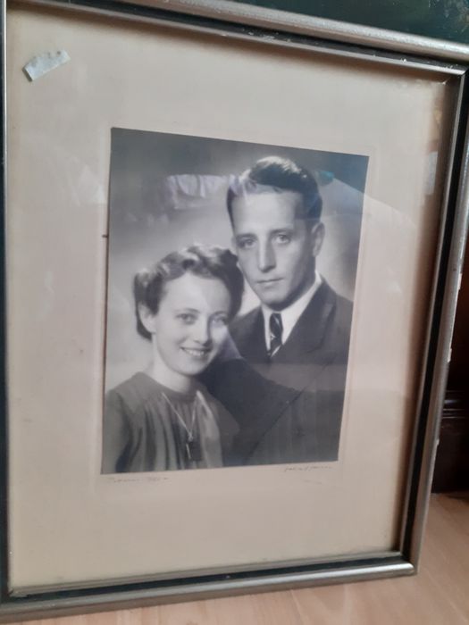 Stare  fotografie komplet 3 szt. w ramie  przedwojenne