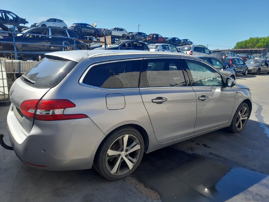 Para peças PEUGEOT 308 SW II