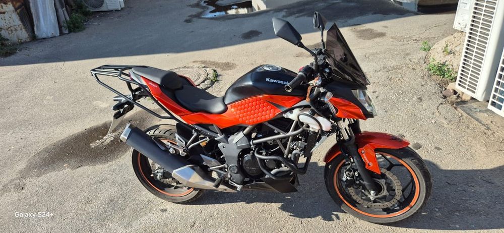 Продам мотоцикл Kawasaki z-250