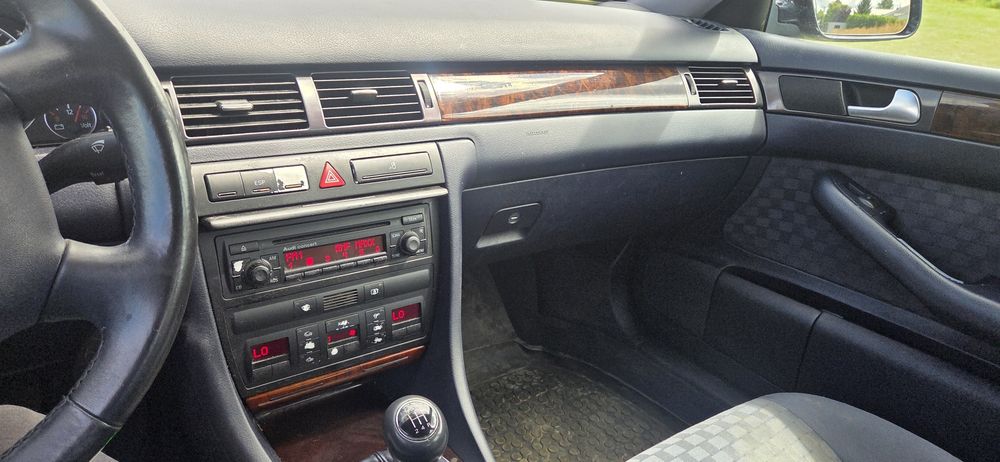 Audi A6 C5 2.4V6 LPG 2002r, LIFT sedan climatronic