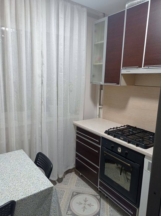 Продам двухкомнатную квартиру м. Академика Павлова