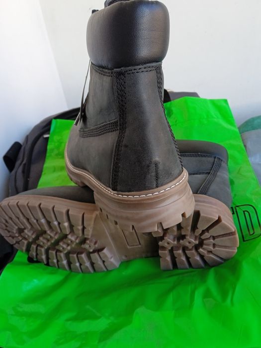 Чоловічі шкіряні черевики HENRY GONDORFF