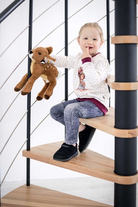 Schody kręcone VENEZIA SMART fi 120 cm. Black/ Buk