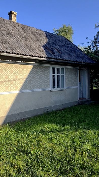 Продаж господарства в Карпатах с. Стопчатів цегляний будинок 138 м2 літня кухня господарські приміщення 107 сот. землі є газ БЕЗ КОМІСІЇ