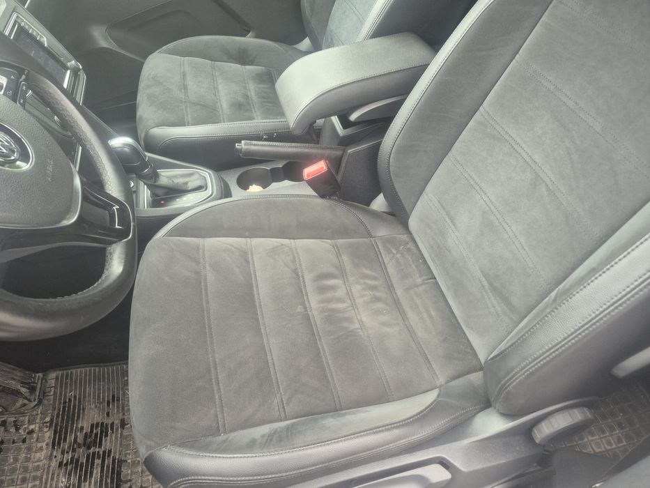 VW Caddy DSG, alcantara