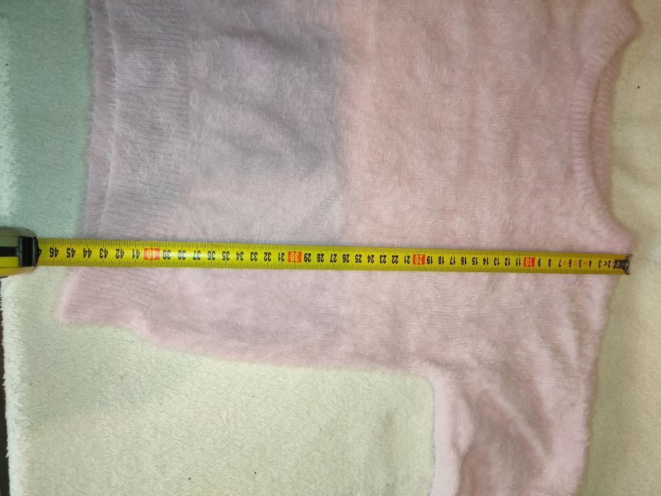 Futerkowa miękka bluza w pastelowym kolorze