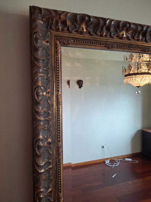 Espelho de sala ou quarto antigo