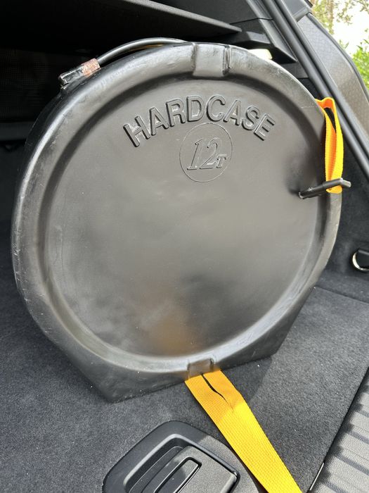 Hardcase 12” excelente estado