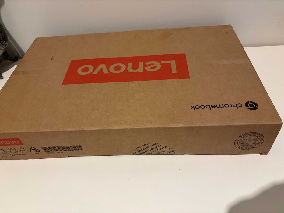 Portátil LENOVO IdeaPad Slim 3 Chrome 14M868 Chromebook