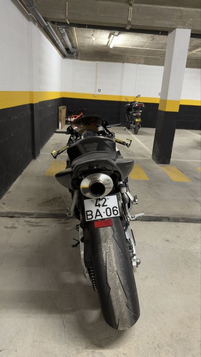 Honda CBR 1000 RR (2005)