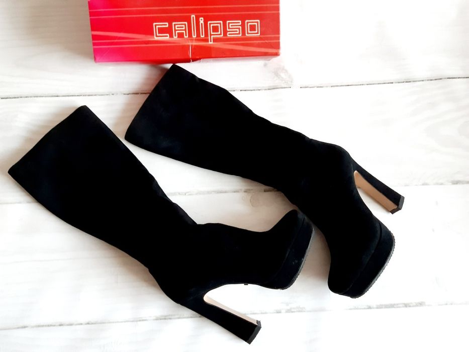 Сапоги женские 38 раз.Calinsa весна /осень