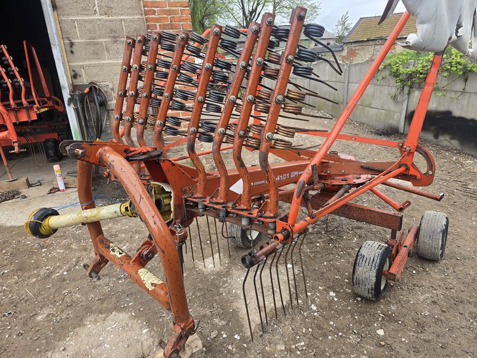 Zgrabiarka Kuhn GA 4101 GM tandem
