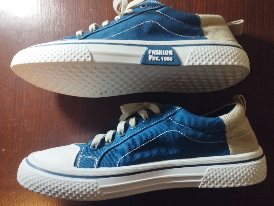 Продам нове взуття