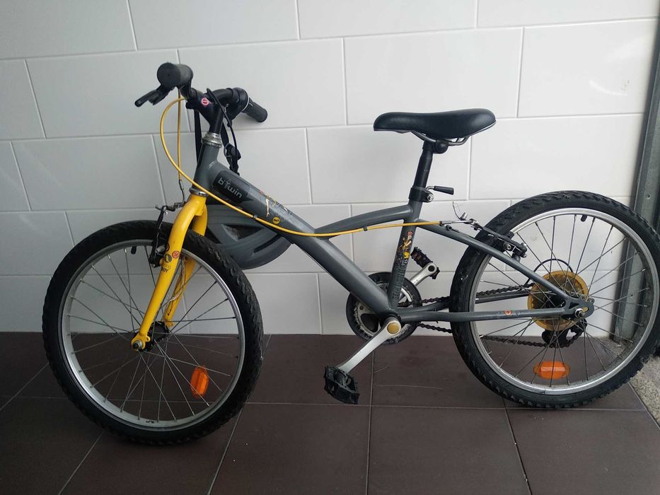 Bicicleta criança como nova