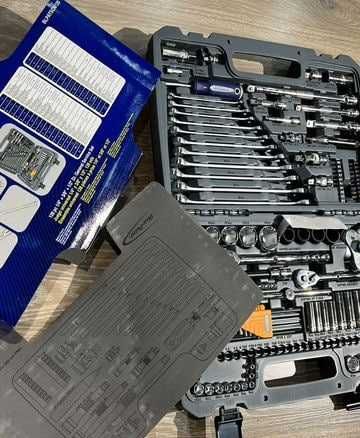 Zestaw narzędzi Blue-Point – 128 elementów