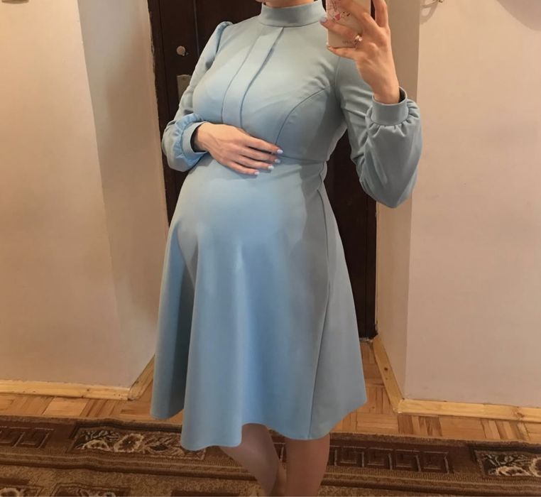 Сукня для вагітних та годуючих мам