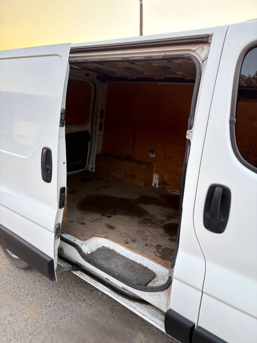 Продам Opel Vivaro