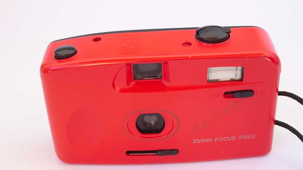 Máquina Fotográfica 35 mm CL-368 Focus Free (ver opção com rolo)