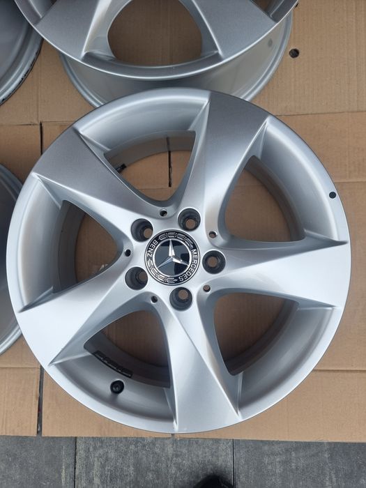 Диски  Mercedes-Benz Vito Viano 447 r17 5 112 7j оригінал!