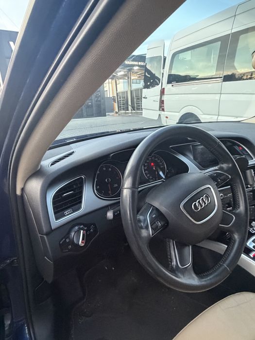 Audi A4 2013 VIN WAUAFAFL1EA046607 фото оголошення 6 з 20