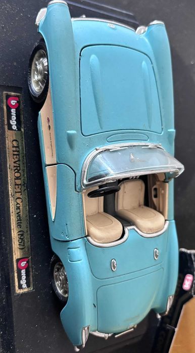 Chevrolet corvette 1957 burago 1524 1/24
