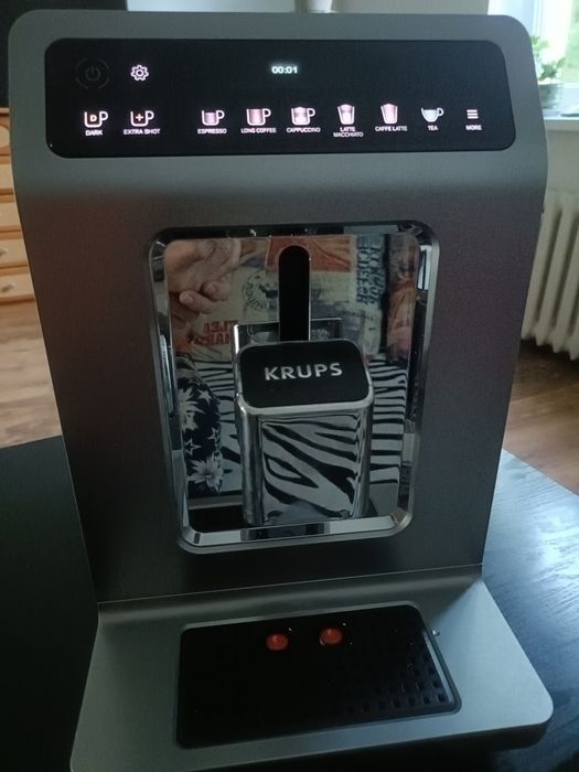 Krups EA 894 bdb stan