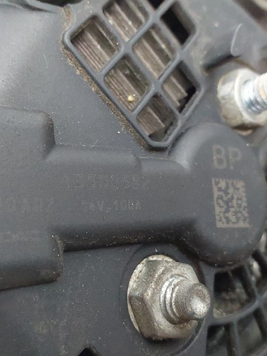 Alternador OPEL Astra J