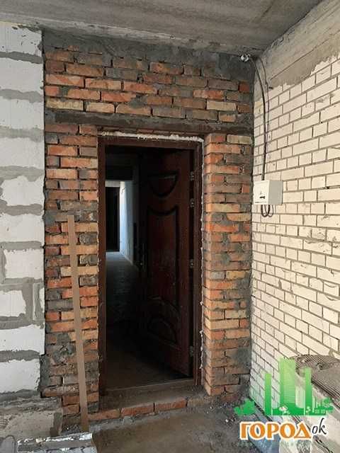 Простора квартира в новому будинку