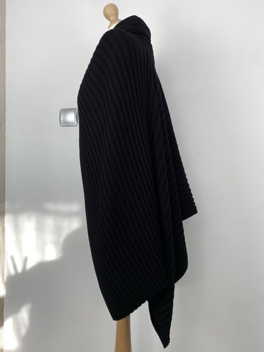 Wełniane Ponczo Sweter COS Jeden Rozmiar