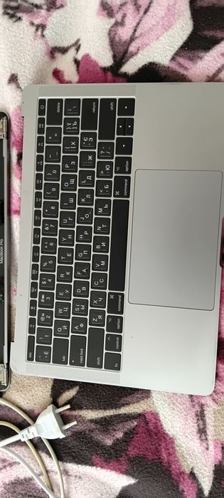 macbook pro 2017 13 - купить ноутбуки и аксессуары - Цена на OLX.ua