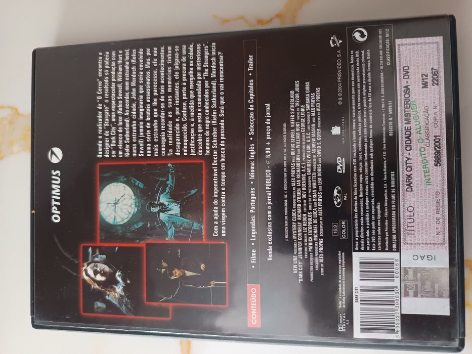 DVD dark city.   .