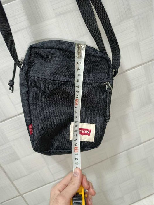 Мессенджер Levi's Mini Crossbody Solid.