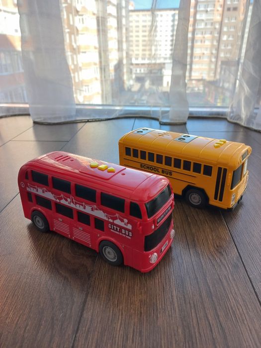 Іграшковий двоповерховий та шкільний автобуси Автопром