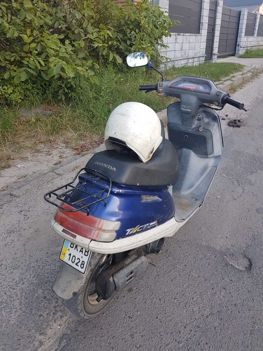 Скутер Honda Takt-24 Standup? нічого робити не треба, сів поїхав.