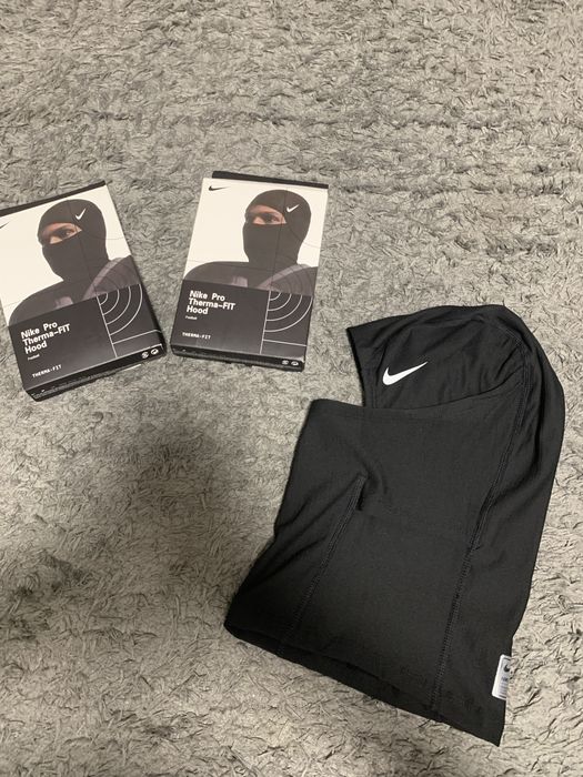 Балаклава найк на холодну зиму