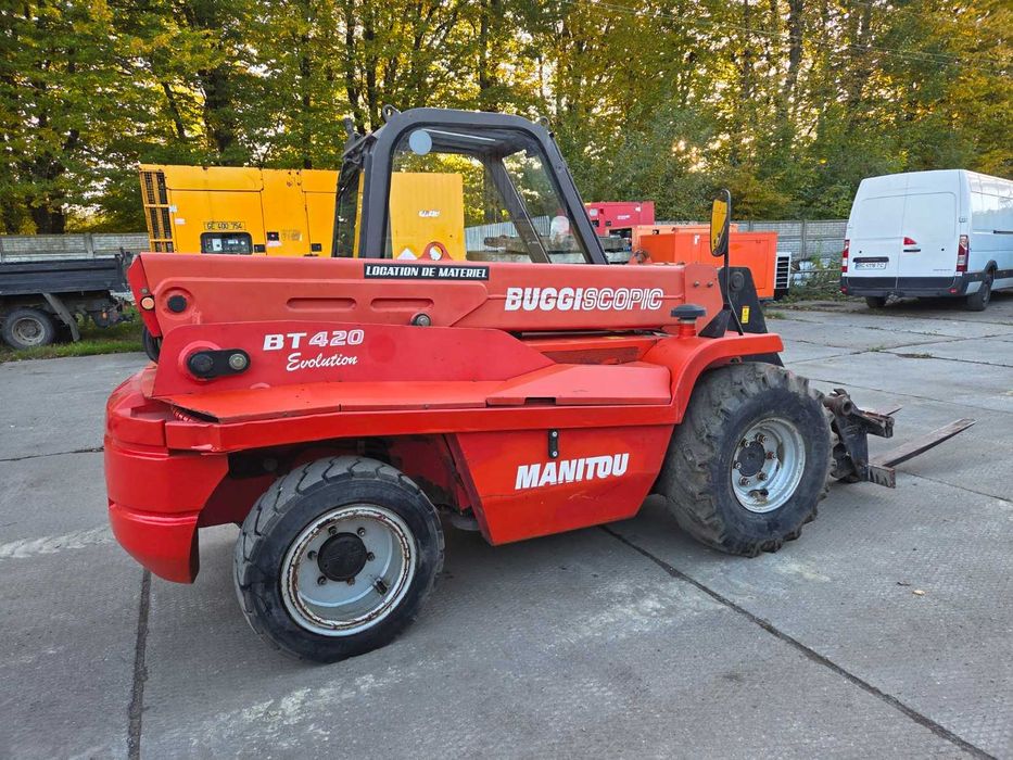 Телескопічний навантажувач, погружчик Manitou BT420, агро погрузчик