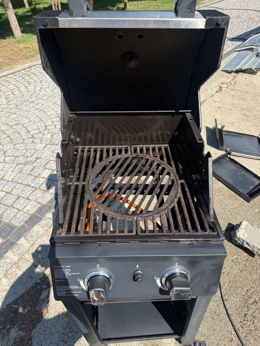 Grill marki Jamestown