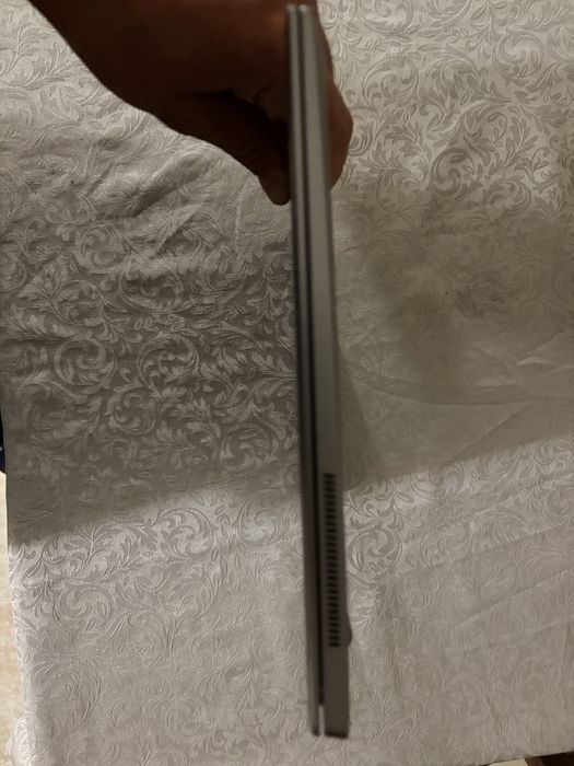 Portatil redmibook air 13