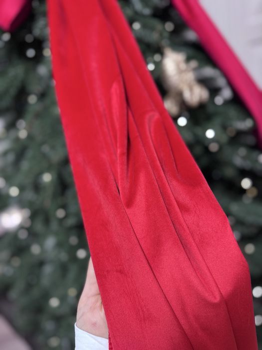 Бант новорічний на ялинку 2026 бархат тренд зими п