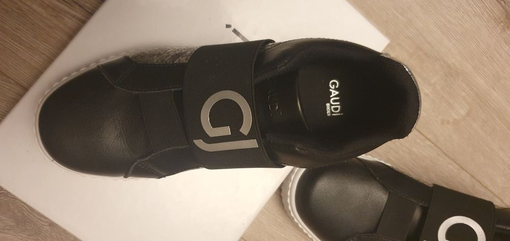 Buty damskie sneakersy