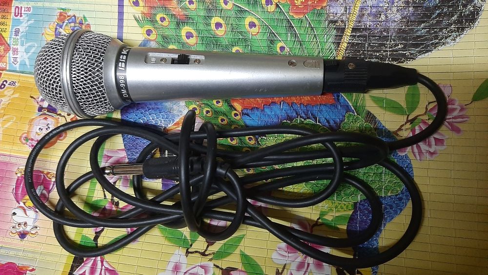 Микрофоны музыкальные,караоке